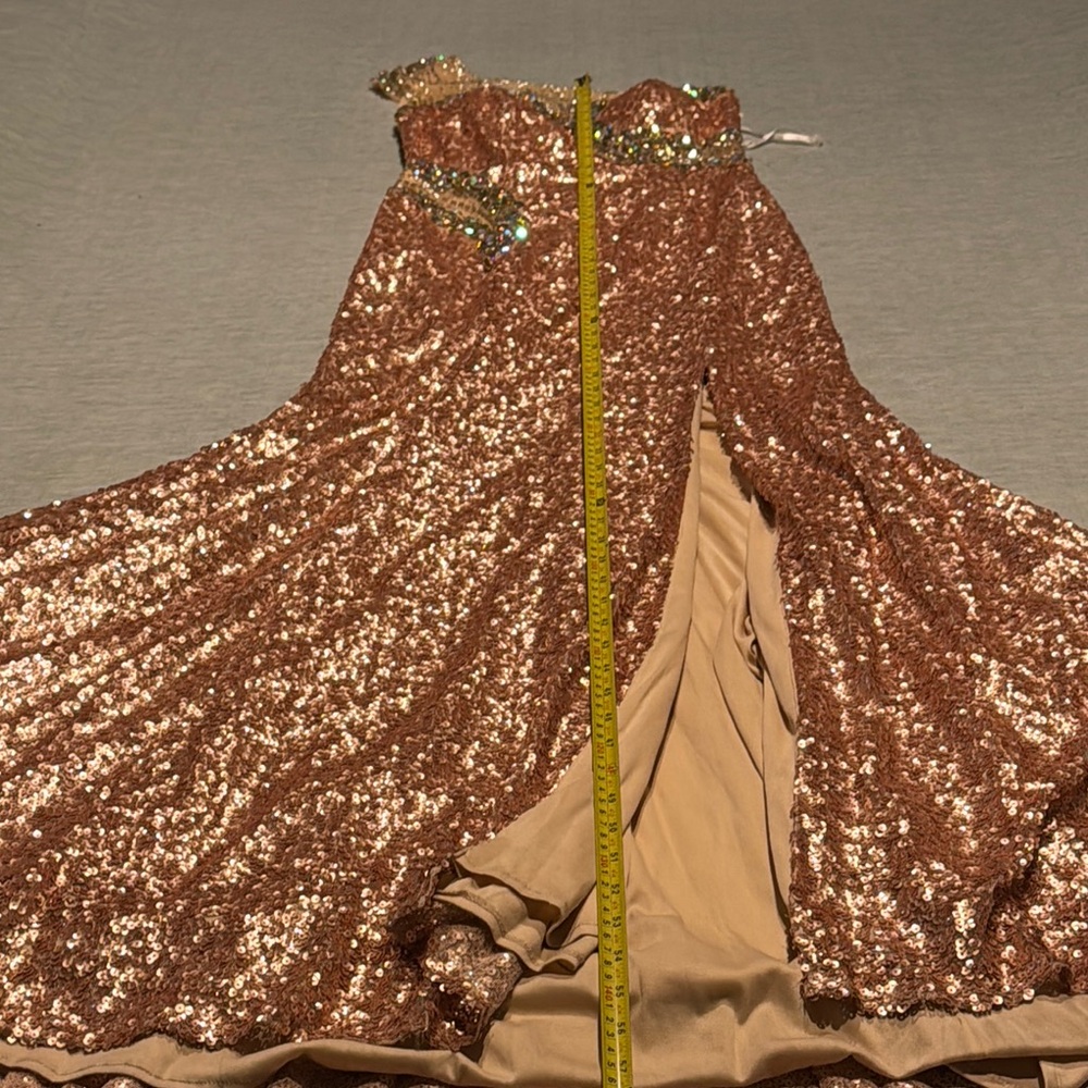 Elegant Sequin One-Shoulder Gown - Picture 11 of 15
